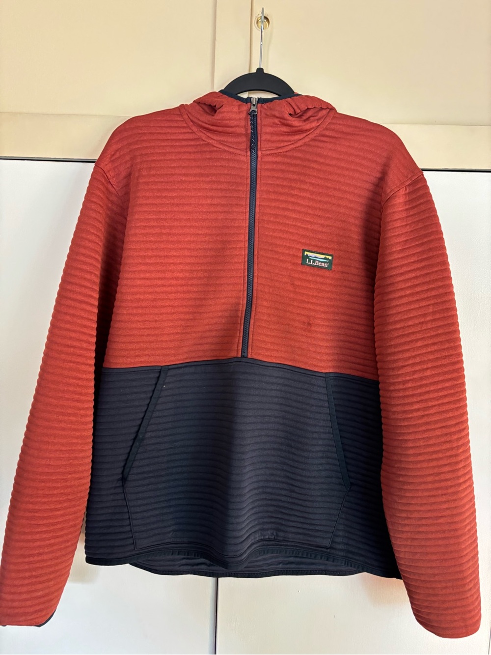 L.L. Bean men’s Two-Tone Quilted Hooded — Rust Red and Black